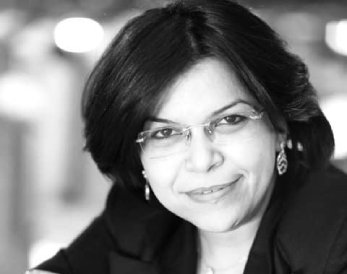 La Biographie de Nabila Rezaïg, directrice artistique du festival La Biographie de Nabila Rezaïg, directrice artistique du festival