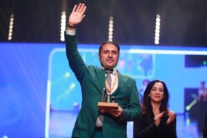 75725b63-15e7-446d-93c3-1f4e41d57fca